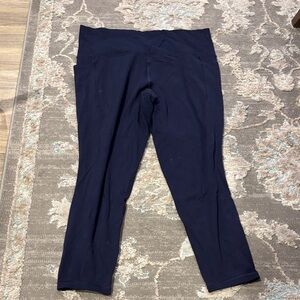 Athleta Navy Salutation Stash 7/8 Leggings